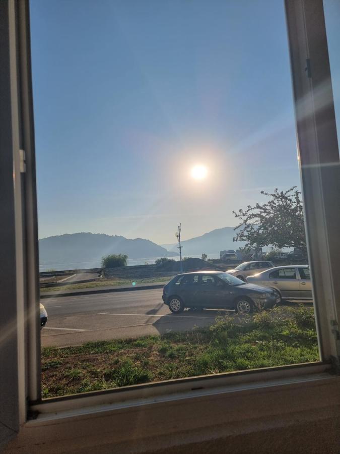 Apartment Ada Kaleh Orşova Buitenkant foto