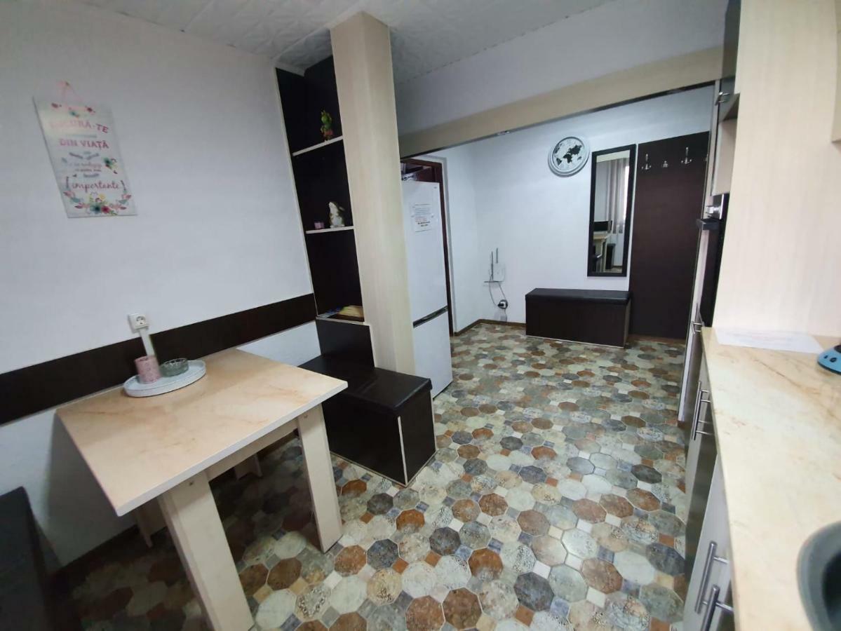 Apartment Ada Kaleh Orşova Buitenkant foto